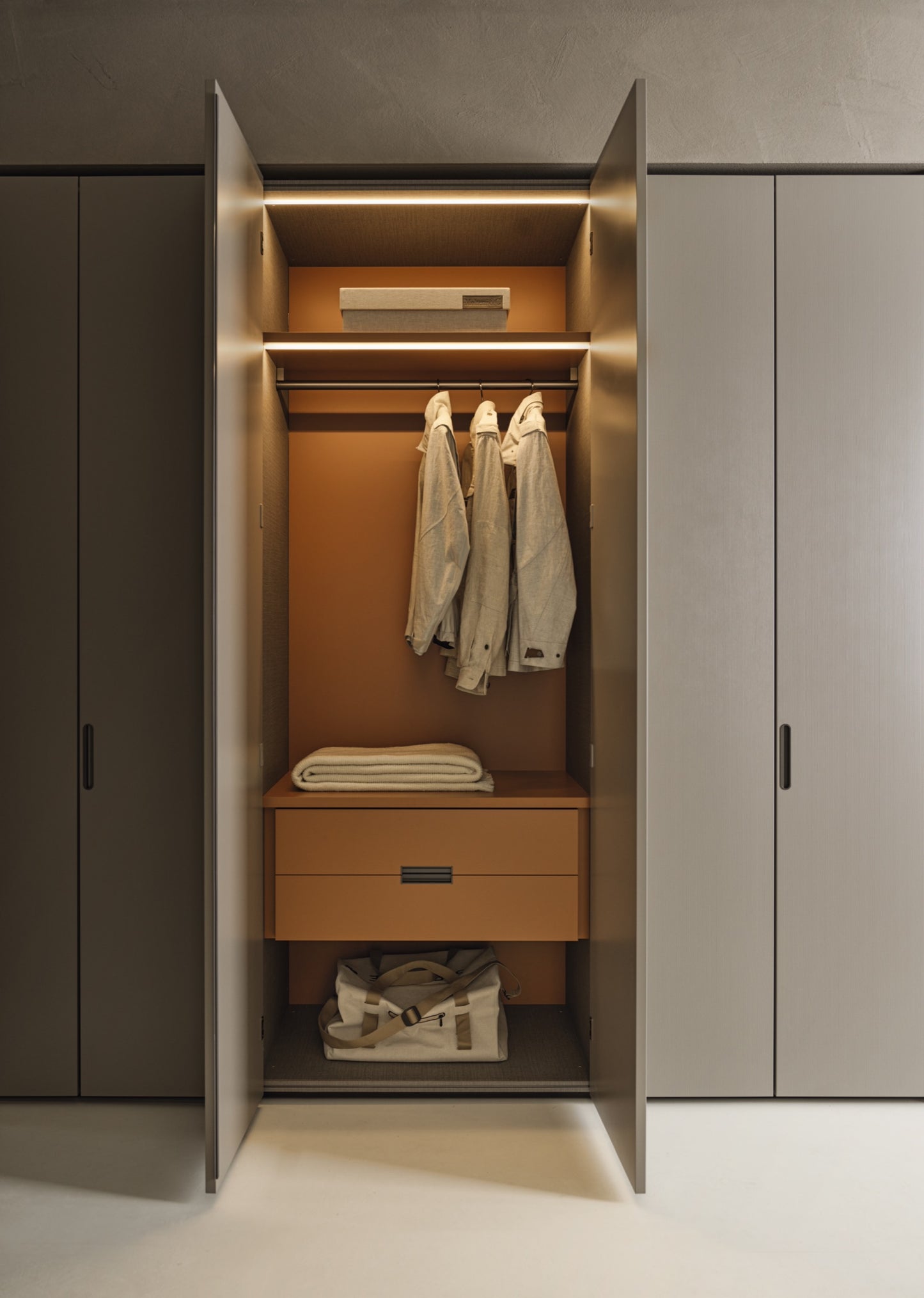 GLISS MASTER - LINEAR DOORS