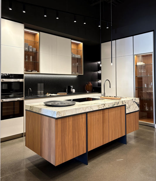 DADA HI-LINE 6 KITCHEN + RATIO ISLAND