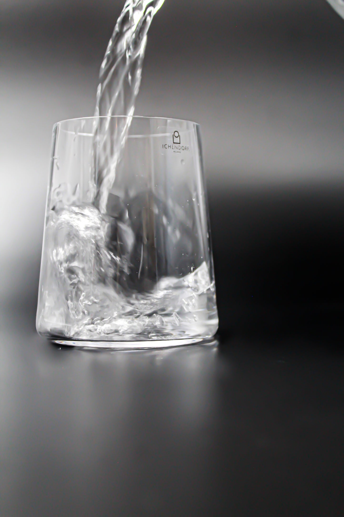 MANHATTAN Water Glass