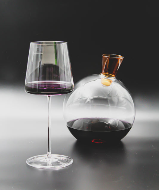 MANHATTAN Stemmed Glass